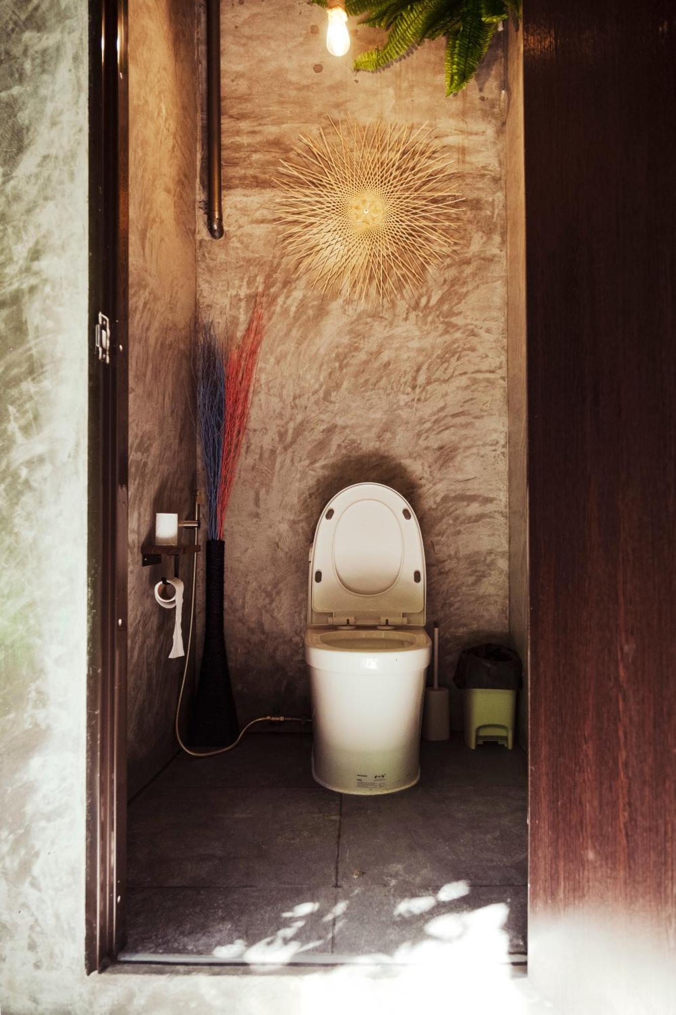 Wonderland Jungle Hostel タオ島 エクステリア 写真